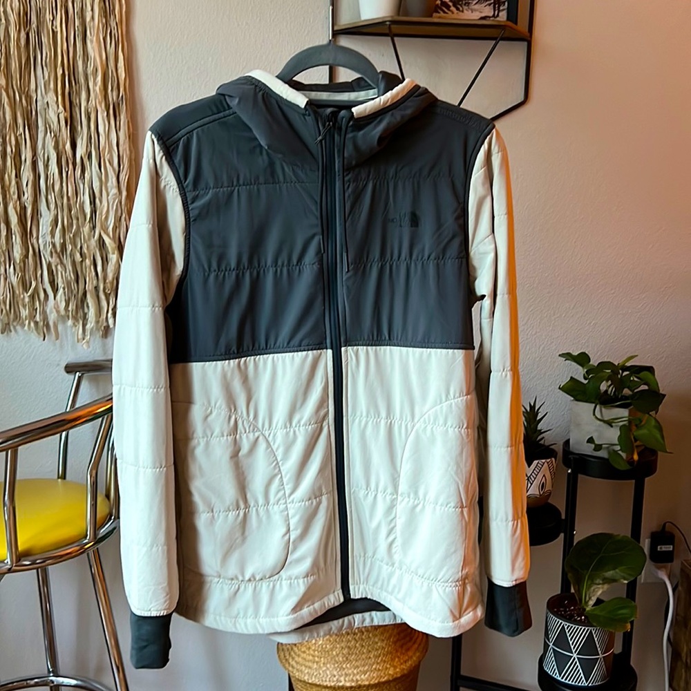 Barely worn The Northface Jacket for sale!!